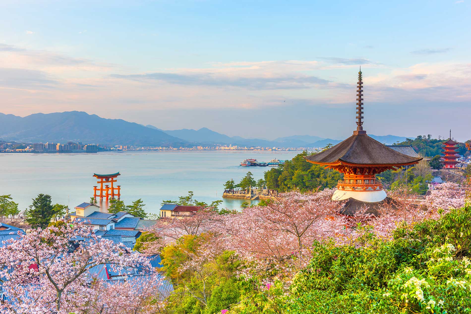 The floating torii gate at Itsukushima Shrine, Miyajima Island near Hiroshima, Japan